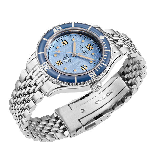 スカイブルーメテオライト文字盤