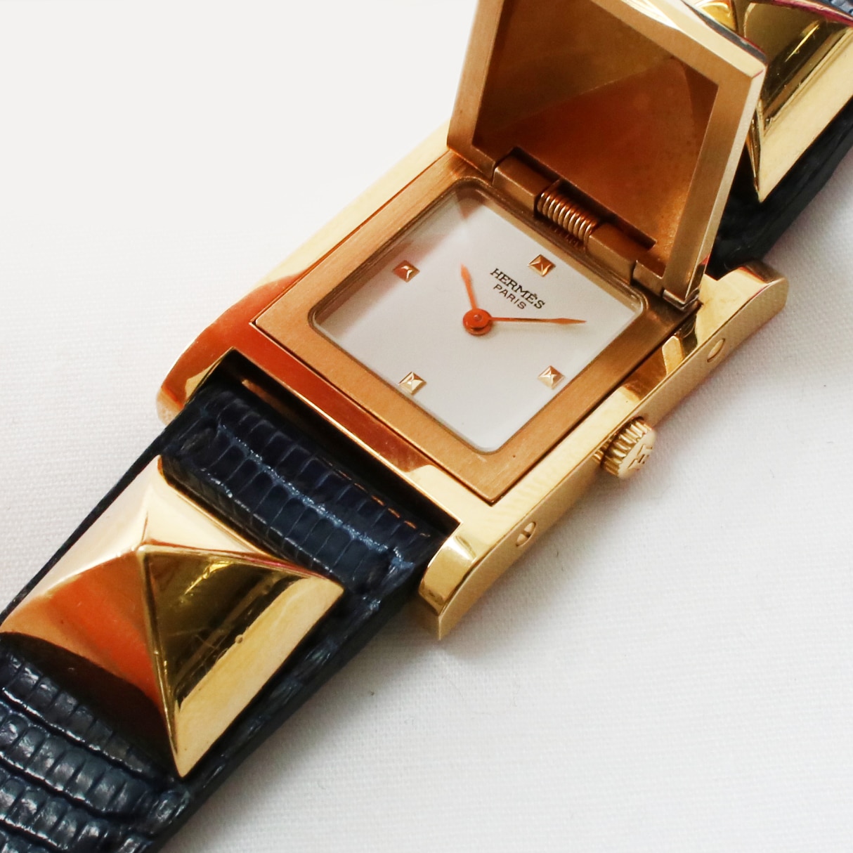 Hermes ヴィンテージ メドール 中古 レディース ブルー Tictac 腕時計の通販サイト ヌーヴ エイオンラインストア