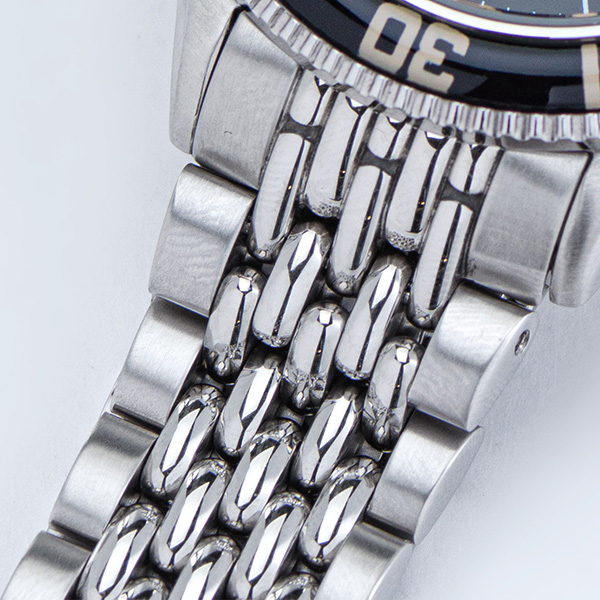 アベンチュリン文字盤