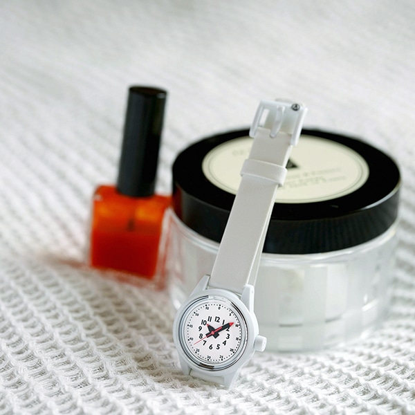 【fun pun clock to wear!】RP29J810 Designed by Yoko Dobashi with TiCTAC Q&Q Smile solar ソーラー おとな用