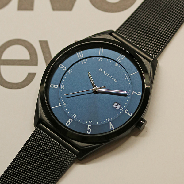 ネイビー/ブラック