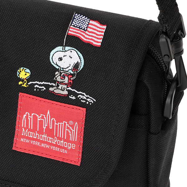 Collectors Manhattan Portage マンハッタンポーテージ スヌーピー Far Rockway ショルダーバッグ Mp1410peanuts19 ミニショルダーバッグ Collectors バッグと財布の通販サイト ヌーヴ エイオンラインストア