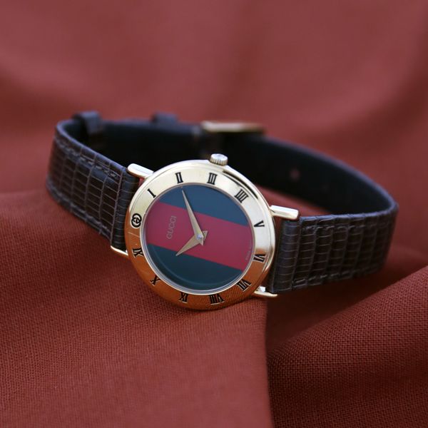 ゴールド