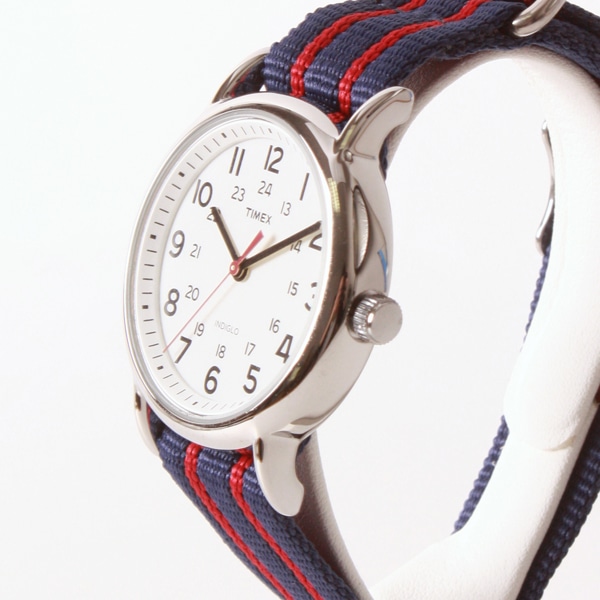 ネイビーレッド