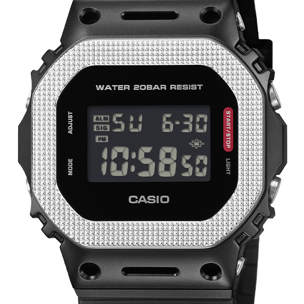 5600 Series/ブラック