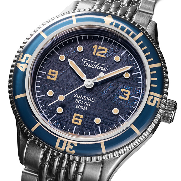 ネイビーメテオライト文字盤