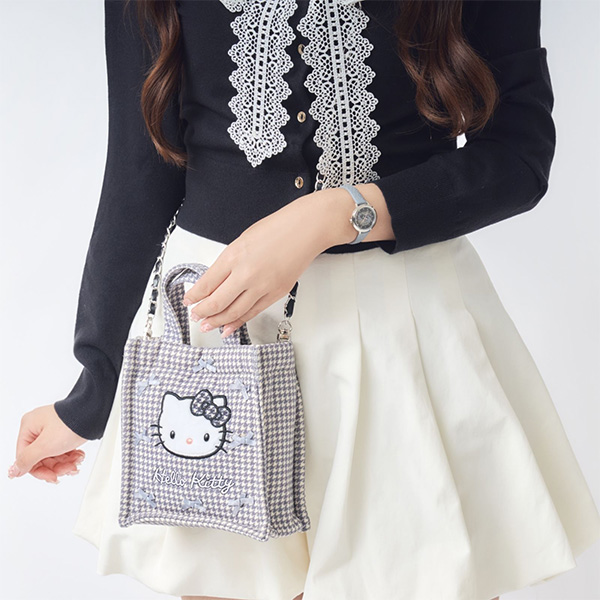 シルバー/ブラック