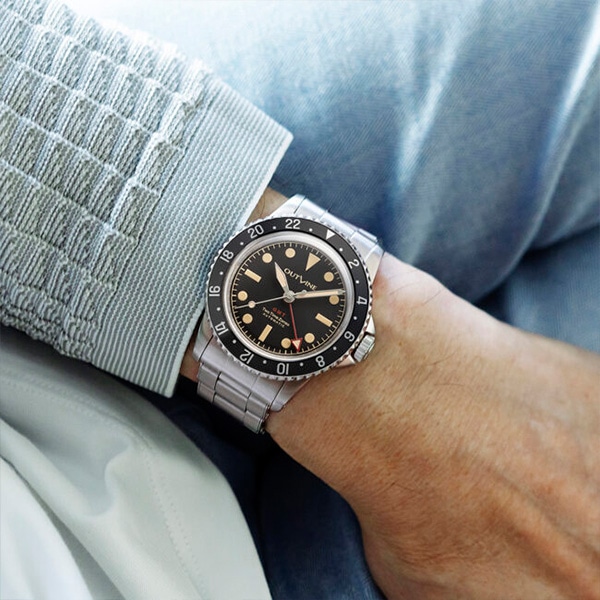 ブラックベゼル×ブラック