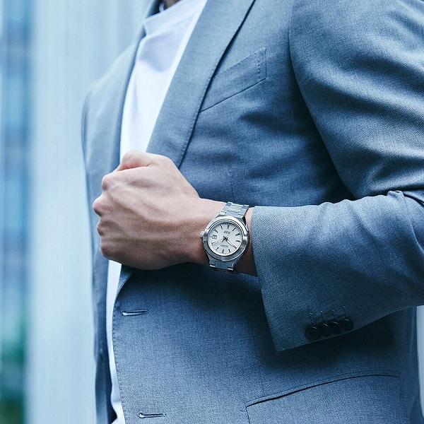 シルバー×ホワイト