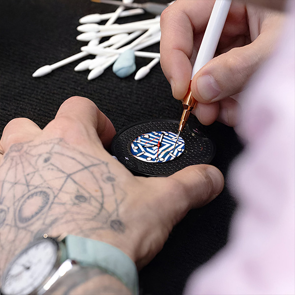 ホワイト/ブラック