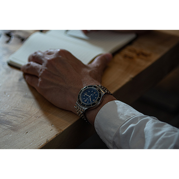 アベンチュリン文字盤