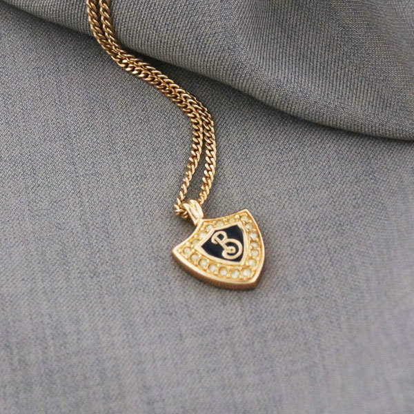 BURBERRY バーバリー ロゴ ネックレス 中古 レディース