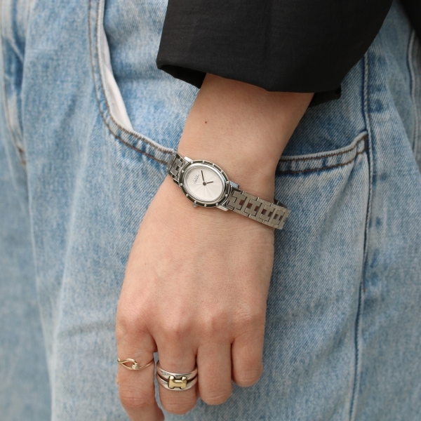 HERMES - 仕上済 - ヴィンテージ エルメス クリッパー オーバル CO1.210 ホワイトダイヤル クォーツ 中古 2000年代