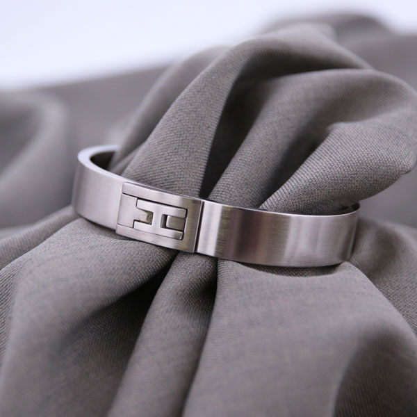 HERMES エルメス ジェットバングル 中古