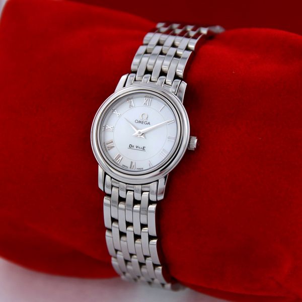 OMEGA ヴィンテージ オメガ DE VILLE デ・ヴィル プレステージ Ref.4570.71 シェルダイヤル クオーツ 中古 2000年代