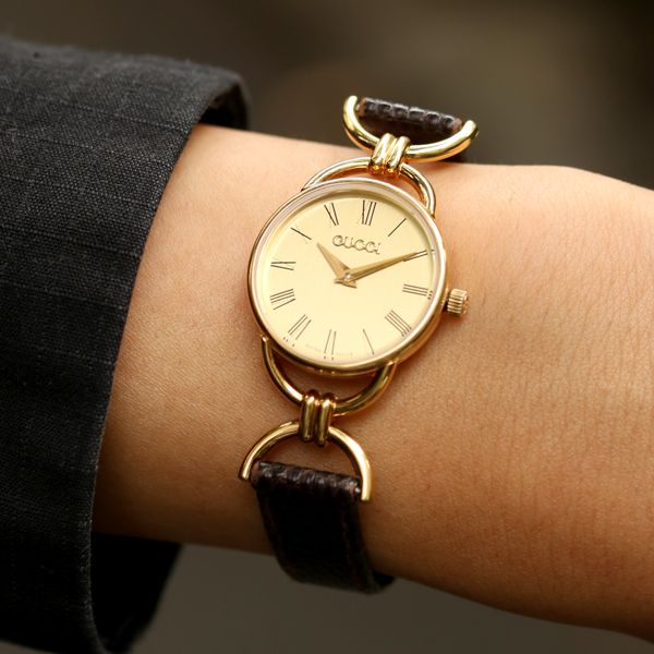 GUCCI ヴィンテージ グッチ 6000.2.L クォーツ 中古 レディース 1990年代