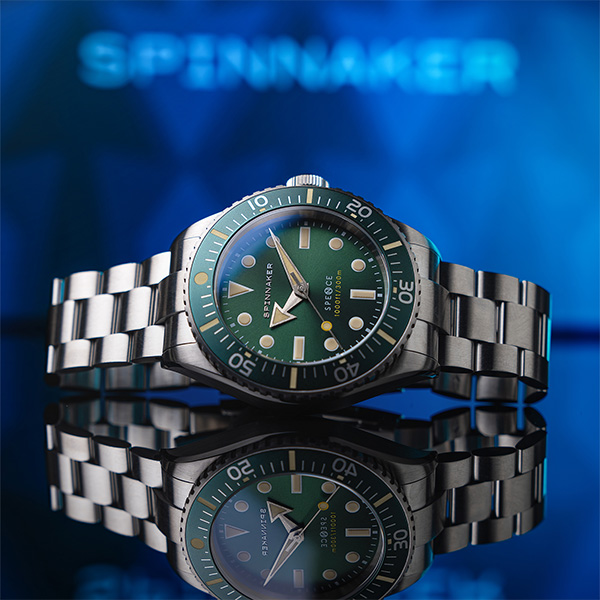 【スピニカー】300m防水と高い防水性のを維持しケースの厚みを抑えたダイバーズウォッチが登場！